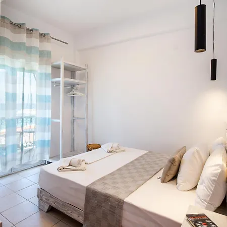 Piatsa Michalis Πανσιόν Ποτός