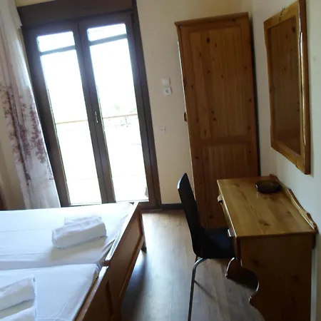 Piatsa Michalis Πανσιόν Ποτός