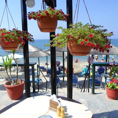 Guest house Piatsa Michalis *