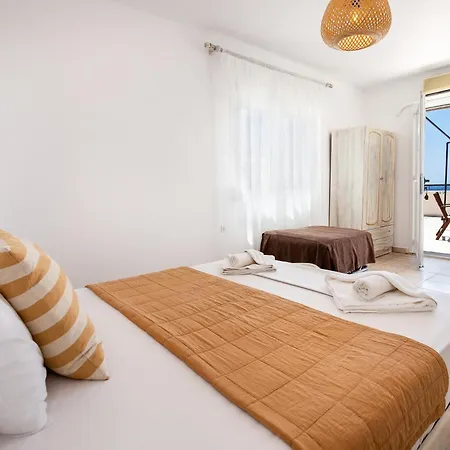 Piatsa Michalis Guest house *