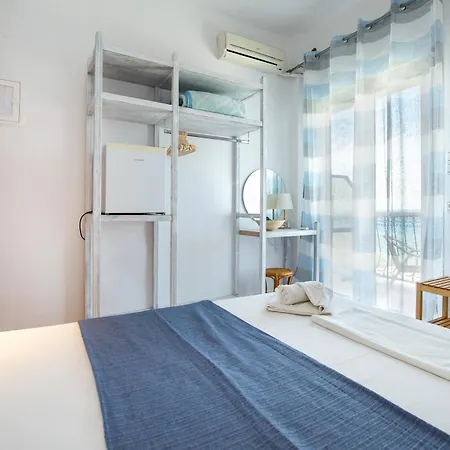 Piatsa Michalis Guest house Potos