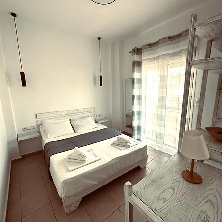 Guest house Piatsa Michalis *