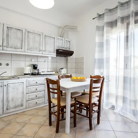 Piatsa Michalis Guest house *