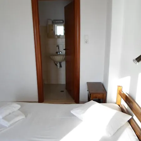 Piatsa Michalis Potos