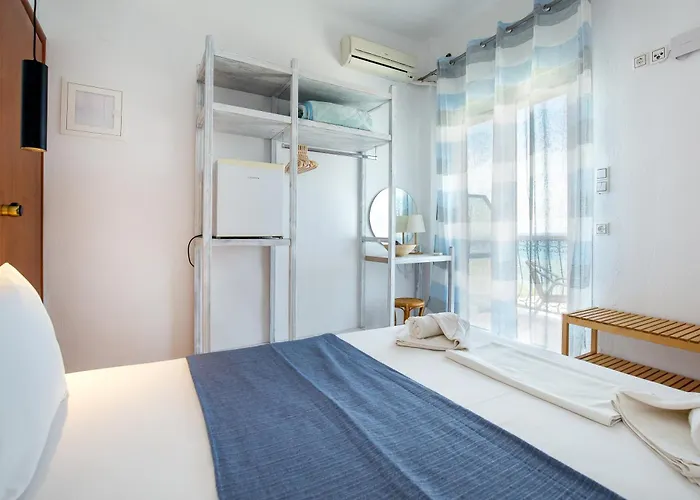 Piatsa Michalis Guest house Potos