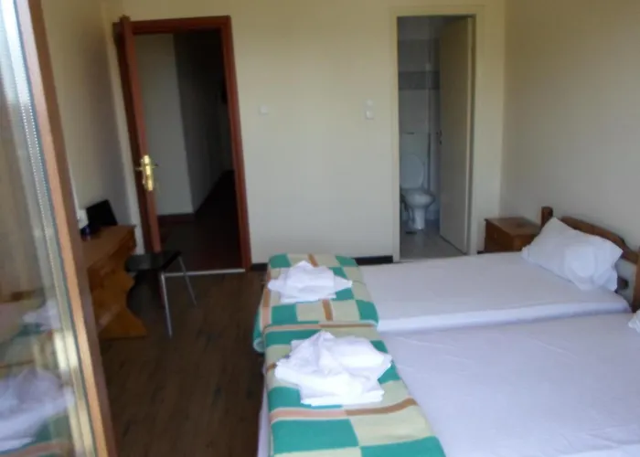 Guest house Piatsa Michalis 4*