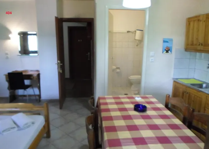 Guest house Piatsa Michalis 4*