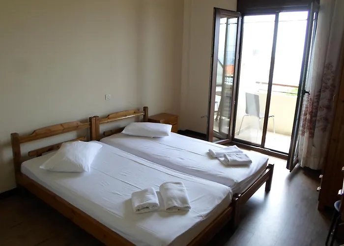 Guest house Piatsa Michalis