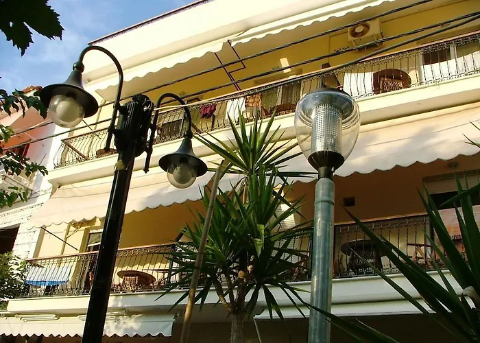 Guest house Piatsa Michalis