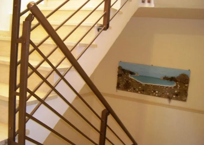 Guest house Piatsa Michalis 4*