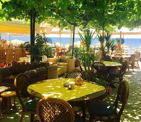 Piatsa Michalis Guest house 4*